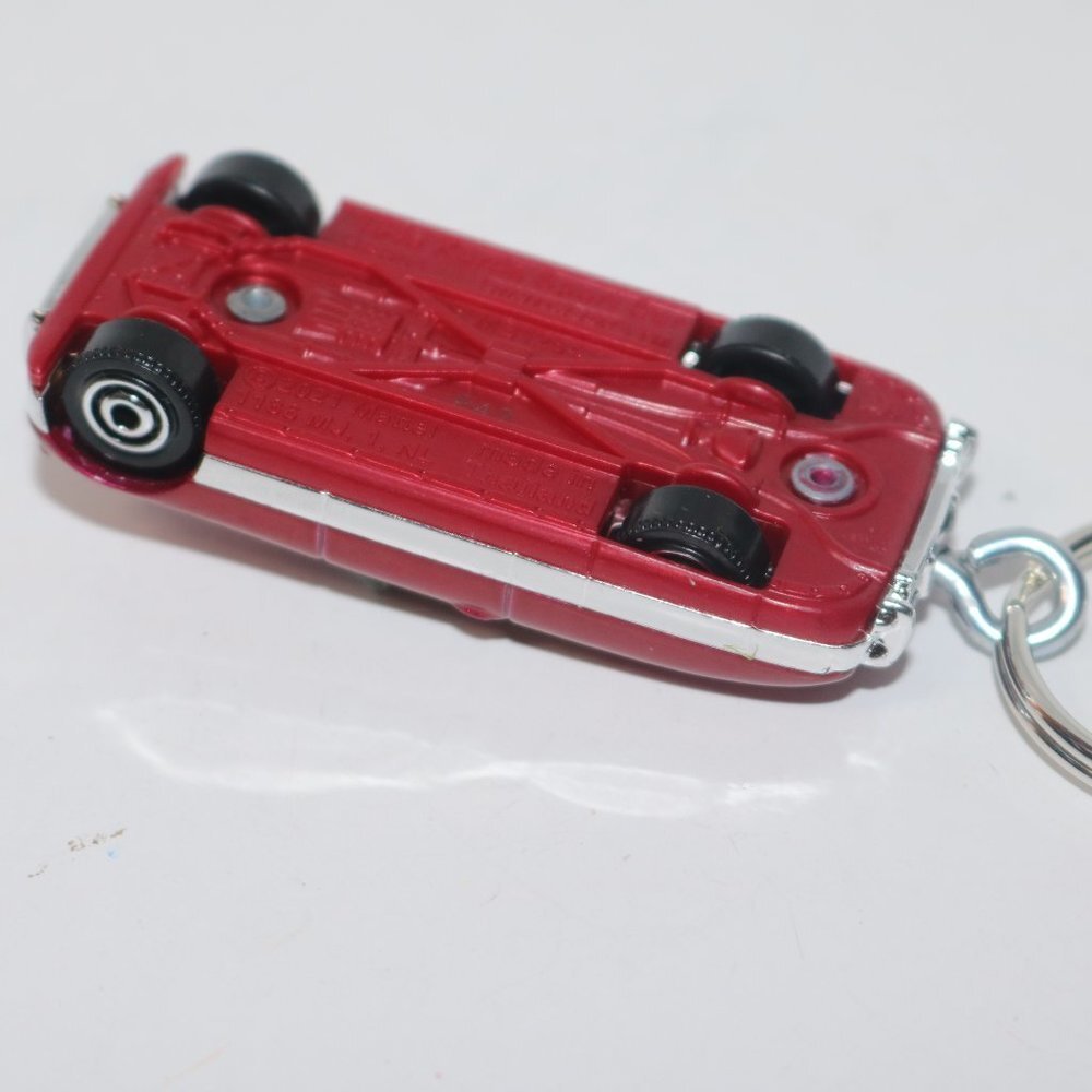 Matchbox 1949 Kurtis Sport car CUSTOM keychain - Picture 4 of 4